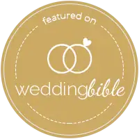 Elegantes Hochzeitsfoto von einem Brautpaar in Tirol, Österreich, aufgenommen von Forma Photography.